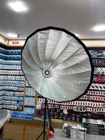 Softbox hexadécagonale professionnelle JY-024 avec lampe SYD300